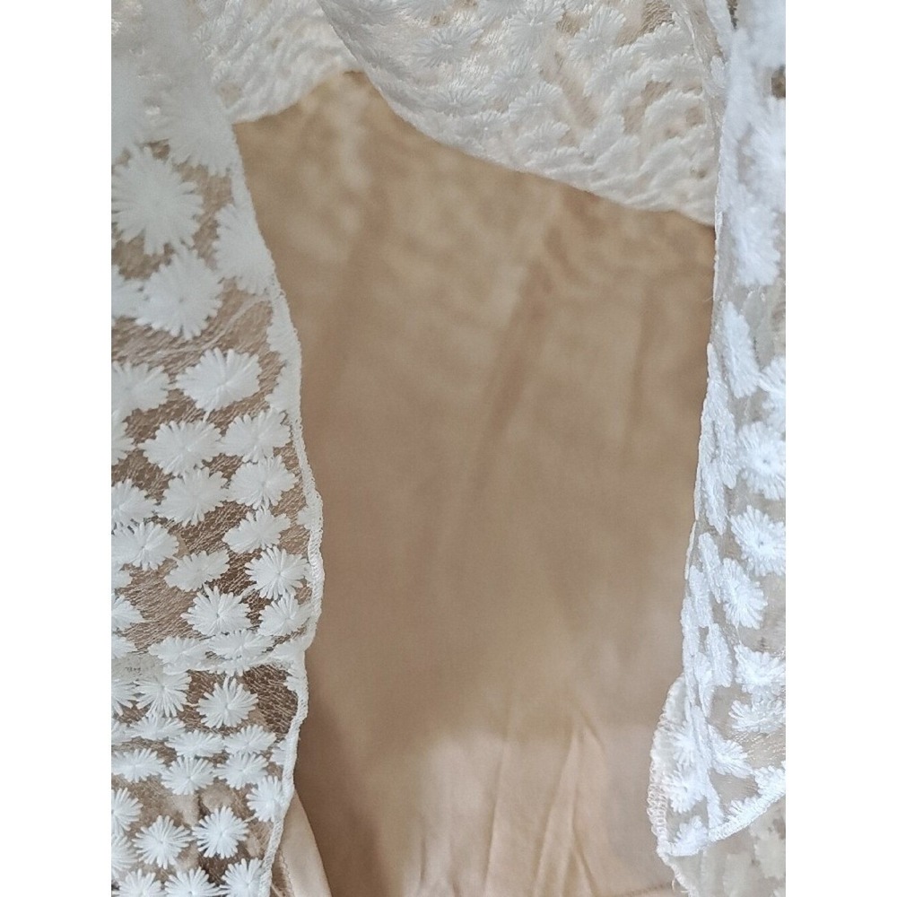 White Floral Daisy Lace Mini Dress Tie Front Ruffle Hem Nude Lining XL Beach - Picture 15 of 16